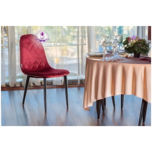 RIGA Scaun dining catifea visiniu – picioare metalice negre