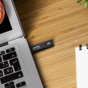 SSD Extern Adata 2000GB USB 3.2 - Img 11