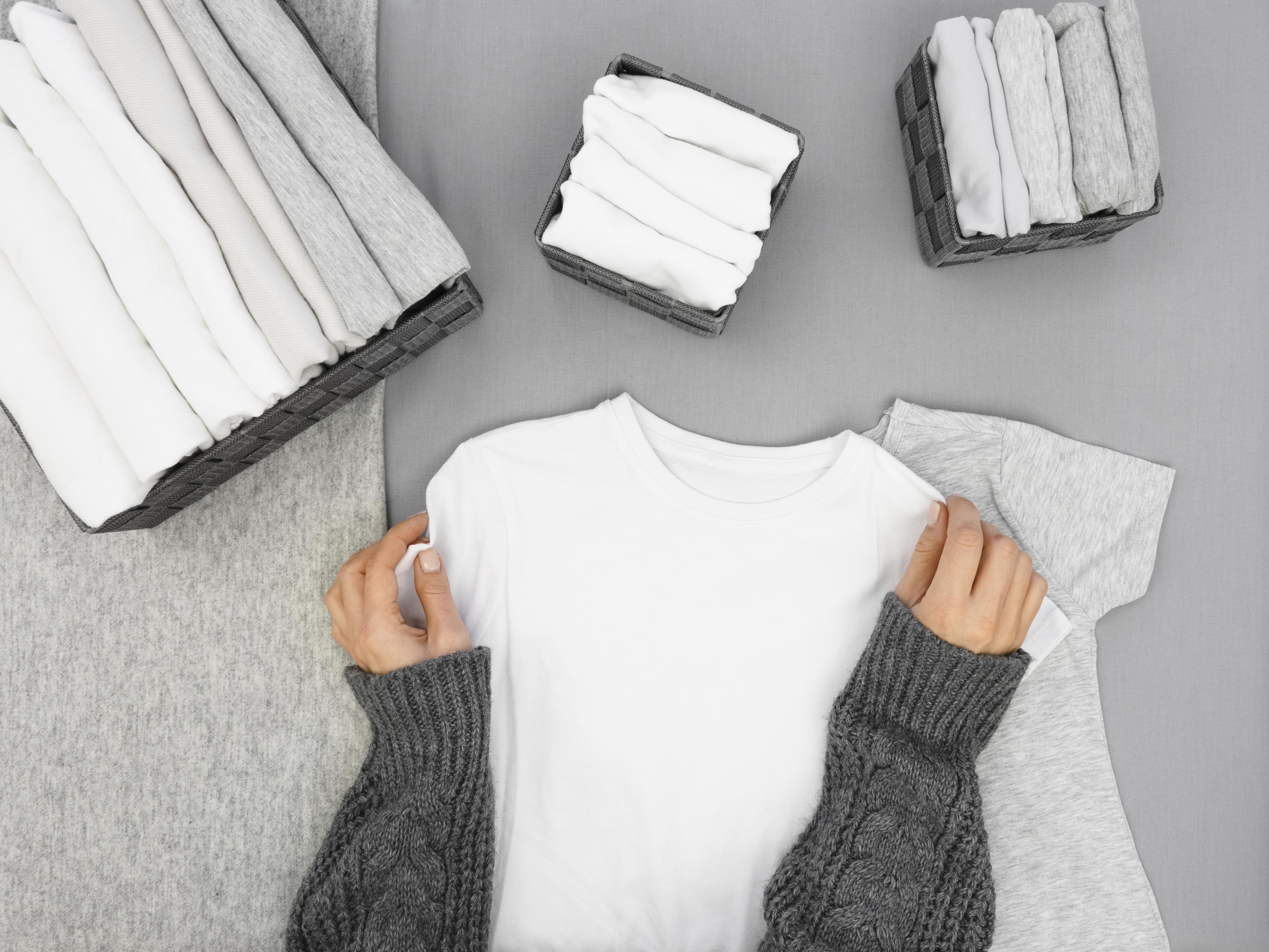 Ghid de Îngrijire Tricouri Personalizate 👕✨ – Sfaturi pentru o Durată de Viață Lungă 🧼🧺