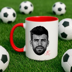 Cana cu fotbalistul Gerard Pique-FC Barcelona - Img 19