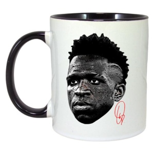 Cana cu fotbalistul Vinicius Junior Real Madrid - Img 2
