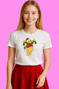 Tricou Winnie Cu Fular Verde Si Text Ho Ho Ho, din bumbac 100% Copii | Dama | Barbat