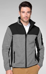 Barbat imbracat in jacheta cu 2 straturi pentru vreme rece de culoare knit light gray