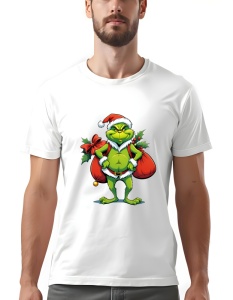 Tricou alb cu design de Crăciun, prezentând un personaj verde cunoscut(Grinch), îmbrăcat în costumul lui Moș Crăciun, cu o expresie vicleană și zâmbet șiret. Personajul poartă un sac roșu decorat cu o fundă mare și frunze de vâsc, contribuind la o atmosfe