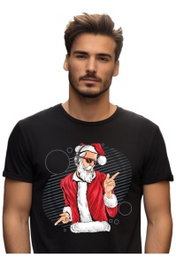 Bărbat purtând un tricou negru cu un design de Crăciun modern, înfățișându-l pe Moș Crăciun purtând ochelari de soare și căști, dansând și făcând gesturi de DJ pe un fundal cu cercuri abstracte.