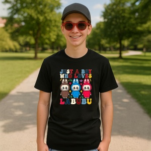 Tricou Labubu boy loves, Unisex Dama si Barbat | Copii, Culoare Negru - Img 4