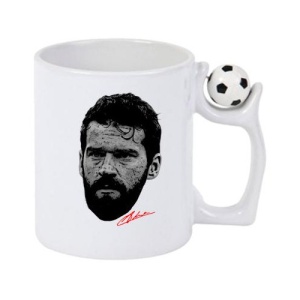 Cana cu fotbalistul Alisson Becker-Liverpool FC
