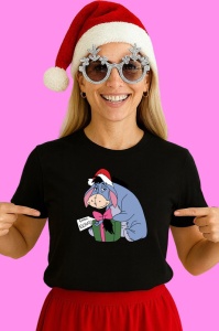 Tricou Eeyore Cu Cadou Si Fundita Roz Craciun, din bumbac 100% Copii | Dama | Barbat - Img 3
