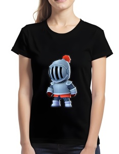 Tricou negru cu un design colorat care înfățișează un personaj stilizat din Stumble Guys îmbrăcat într-o armură de cavaler argintie, cu cască și vizor vertical, purtând o tunică roșie și având un detaliu roșu pe cască.