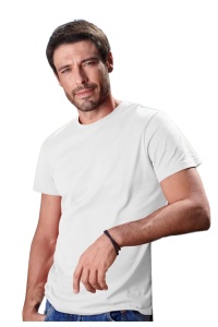 Tricou barbat Simplu basic alb purtat de un bărbat frumos si tanar