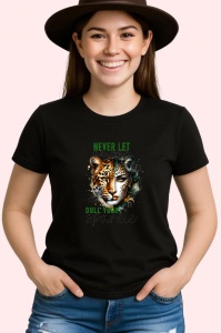 Tricou Leopard si femeie cu privire patrunzatoare mesaj never let anyone dull your sparkle Copii | Dama | Barbat Barbat - Img 7