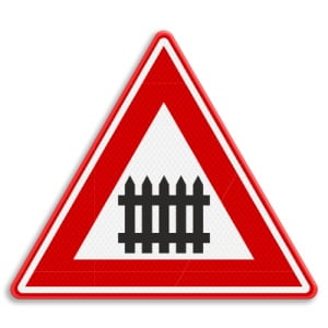 Indicator Trecerea caii ferate inainte cu bariere, Sticker autocolant