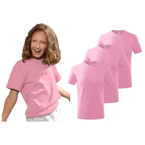 Tricou Copil fata imbracata cu tricou roz prezinta setul de 3 tricouri pentru copii de culoare roz