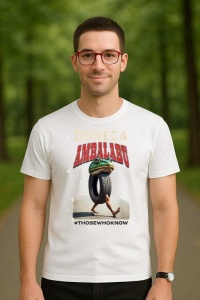Tricou Barbat Tralalero Tralala cu personajul Boneca Ambalabu Italian Brainrot Meme Frog with Feet Bootleg - Img 4