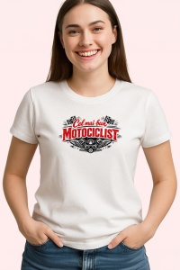 Tricou Cel Mai Bun Motociclist Logo Rosu V2, din bumbac 100% , tricou alb pentru Dama | Barbat - Img 2