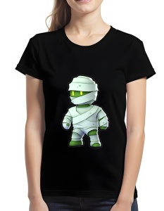 Tricou negru cu un design colorat care înfățișează un personaj stilizat din Stumble Guys Zombie, cu ochi galbeni strălucitori și înfășurat în bandaje albe.