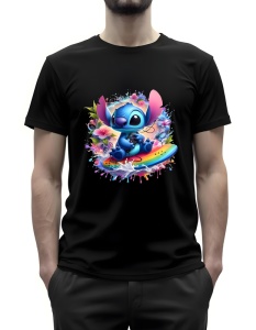 Tricou negru cu un design colorat ce înfățișează un personaj animat albastru(Stitch the Garner) pe o placă de surf, înconjurat de flori tropicale și stropi de culoare vibrantă. Personajul are o expresie veselă și relaxată, iar fundalul plin de culori adau