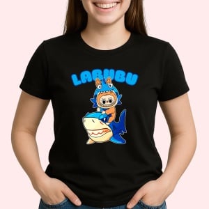 Tricou Labubu rechin, Unisex Dama si Barbat | Copii, Culoare Negru