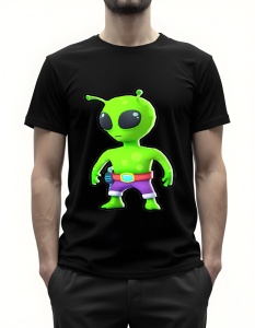 Bărbat purtând un tricou negru cu un design grafic reprezentând un extraterestru stilizat, de culoare verde, cu ochi mari negri, antene și purtând pantaloni mov cu o curea galbenă.