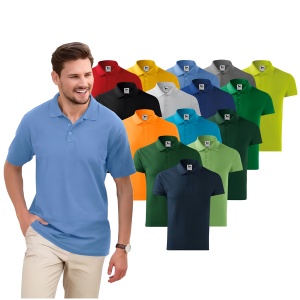 Barbat imbracat in tricou polo de culoare albastru prezentand culorile disponibile portocaliu, verde, negru, rosu, alb, galben, turcoaz