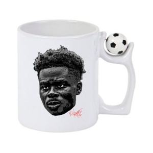 Cana cu fotbalistul Bukayo Saka-Arsenal FC - Img 3