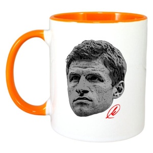 Cana cu fotbalistul Thomas Muller-Bayern Munchen - Img 3
