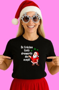 Tricou Mos Craciun Drumurile Duc Acasa Negru, din bumbac 100% Copii | Dama | Barbat