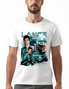 Bărbat purtând un tricou alb cu grafică imprimată, prezentând mai multe imagini ale pilotului de curse Lance Stroll, inclusiv numărul său '18' și numele 'Lance Stroll', pe un fundal verde.