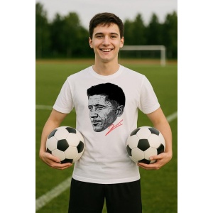 Tricou Barbat cu Fotbalistul luwa