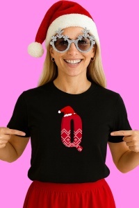 Tricou Q Litera Rosie Cu Caciulita Si Inimioare Albe, din bumbac 100% Copii | Dama | Barbat