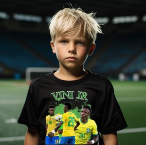 Tricou Personalizat pentru Copii cu Vinicius Jr. la Brazilia - Cadou pentru Fanii Fotbalului - Vinicius Jr. Tricou Copii - Img 5