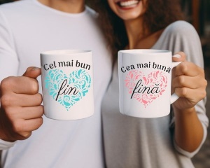 Set cadou 2 cani personalizate pentru Fini: Cel mai bun Fin! Cea mai buna fina!
