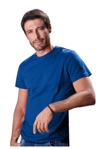 Tricou barbat Simplu basic albastru regal purtat de un bărbat frumos si tanar
