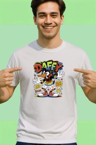 Tricou Daffy street vibes cu pantaloni cargo si fundal exploziv boom Copii | Dama | Barbat Barbat - Img 2