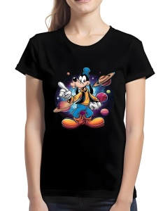 Tricou negru cu un design colorat care înfățișează personajul Goofy din Disney, înconjurat de planete și elemente spațiale, pe un fundal cosmic vibrant.