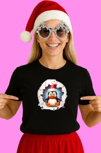 Tricou Pinguin Cu Fundal Albastru Si Caciula Mosului Craciun, din bumbac 100% Copii | Dama | Barbat - Img 3