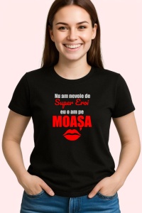 Tricou Super Moasa Rosu Buze, din bumbac 100%, tricou negru, Dama | Barbat - Img 2