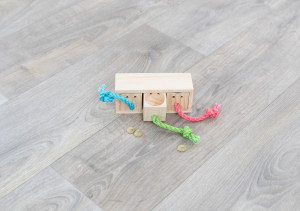 Jucarie de Strategie pentru Rozatoare, Cub, Lemn, 15 x 5.5 x 6 cm - Img 7