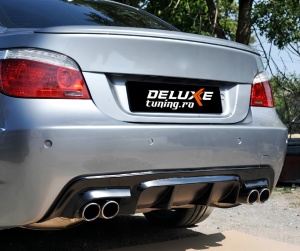 Difuzor Bara Spate cu Evacuare Dubla dreapta si stanga compatibil cu BMW Seria 5 E60 2003-2010, negru lucios - Img 2