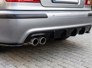 Difuzor Bara Spate Cu Evacuare Dubla stanga compatibil cu BMW Seria 5 E39 1995-2003 M5 Design - Img 4