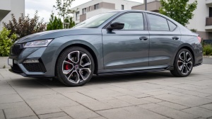 Extensii Praguri laterale compatibil cu Skoda Octavia 4 IV 2020-> RS Style, culoare negru lucios - Img 3