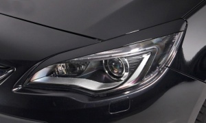 Pleoape Faruri compatibil cu Opel Astra J 2010-2015
