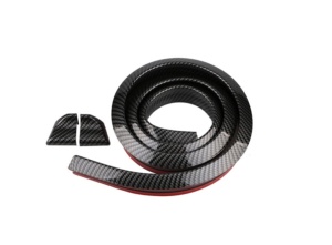Eleron auto universal din cauciuc tip M Carbon Design lungime 150 cm x 3.5 cm latime cu capete din plastic