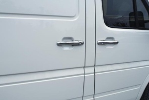 Set ornamente cromate manere portiere compatibile VW LT 1998-2006 - Img 3