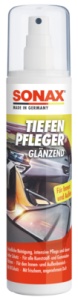 SPRAY OLDAT MŰANYAG ÉS GUMI ALKATRÉSZEK KARBANTARTÁSÁRA ÉS VÉDELMÉRE - 300 ML