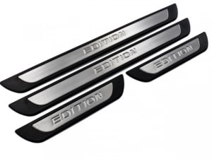 darabos alumínium küszöbvédő készlet, kompatibilis a PEUGEOT 308 2007-2013 S-Dizayn EDITION Line modellekkel