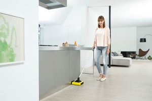 ELEKTROMOS SEPRŰ AKKUMULÁTOR TÖLTŐVEL - KARCHER - Img 2