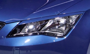 Fényszóró szemek, kompatibilisek a Seat Leon 3 III 2013-2020 modellekkel