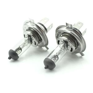 Set de 2 becuri Halogen 24V - H4, 70W, +50% Intensitate - LONG LIFE - Img 3