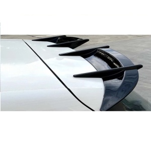 VW Golf 7 2012-2019-es modellhez kompatibilis hátsó spoiler, AK Design fényes fekete